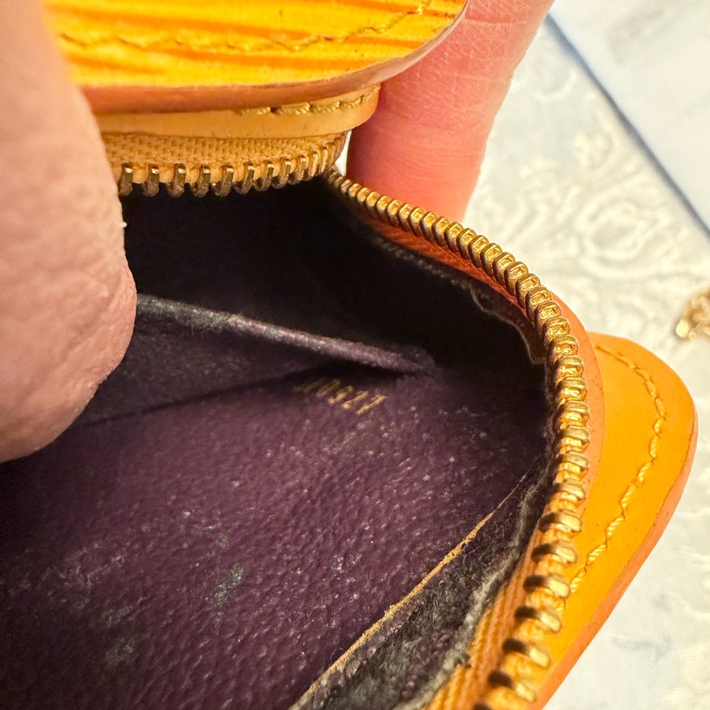 Louis Vuitton Yellow Epi Pouch - Picture 6 of 14
